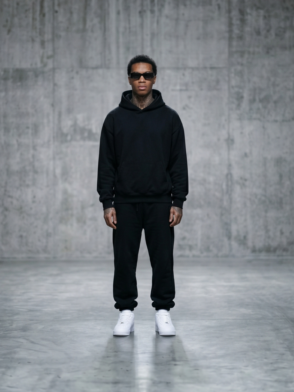Hoodie / Black / Oversized / 400GSM