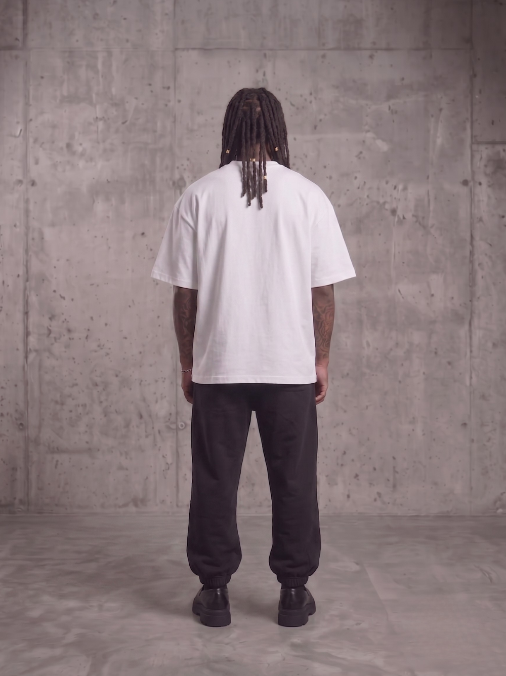 Sweatpant cuffed / Black / Oversized / 100% cotton