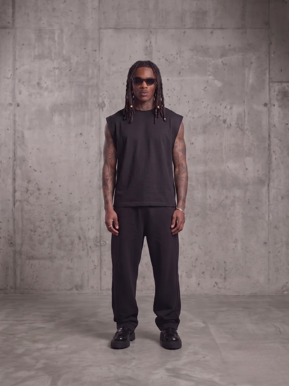 Sweatpant / Black / Oversized / 100% cotton